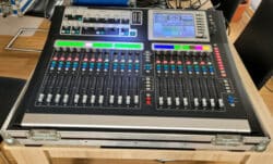 Ref 2485 Allen & Heath GLD 80 Chrome - digital Mischpult