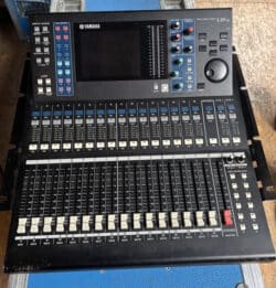 Ref 2501 Yamaha LS9-16 digital Mischpult