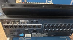 Ref 2501 Yamaha LS9-16 2