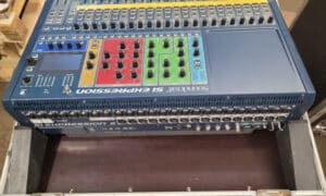 Ref 2535 Soundcraft SI Expression 2 desk 2