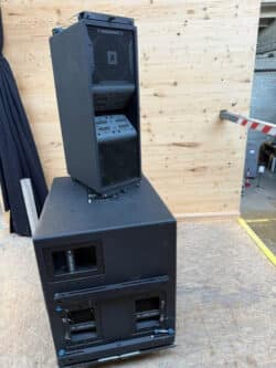 Ref 2572 JBL Vertec VT4887A Linearray Set
